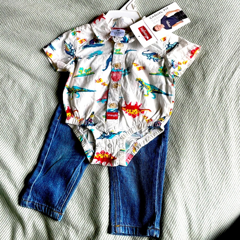 Baby boy Wrangler dinosaur shirt and pant set, new with tags on